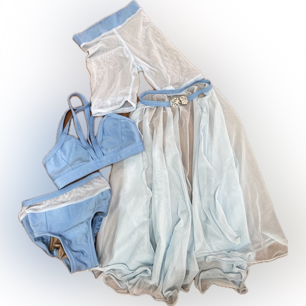 Details Dancewear Baby Blue 4-piece set 

crop top 
brief 
short 
skirt
